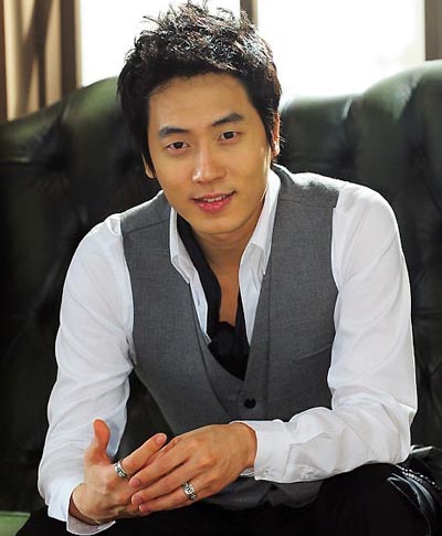 Andy releases new single before leaving for the army | allkpop