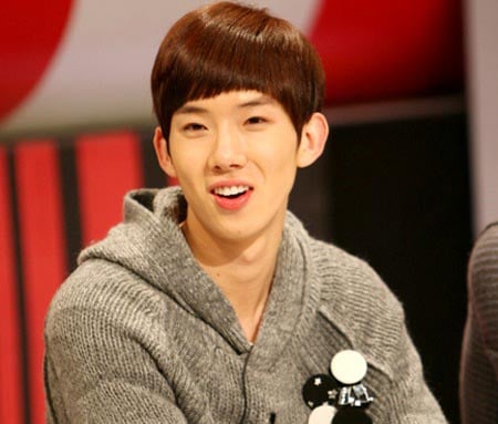 Jo Kwon is caught between MBC and SBS? | allkpop