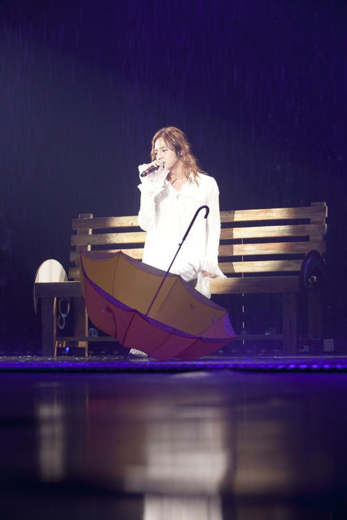 Jang Geun Suk becomes most followed international celebrity on Weibo