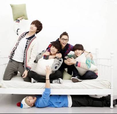 B1A4, Sandeul