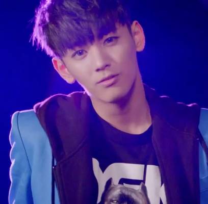 MYNAME, Seyong