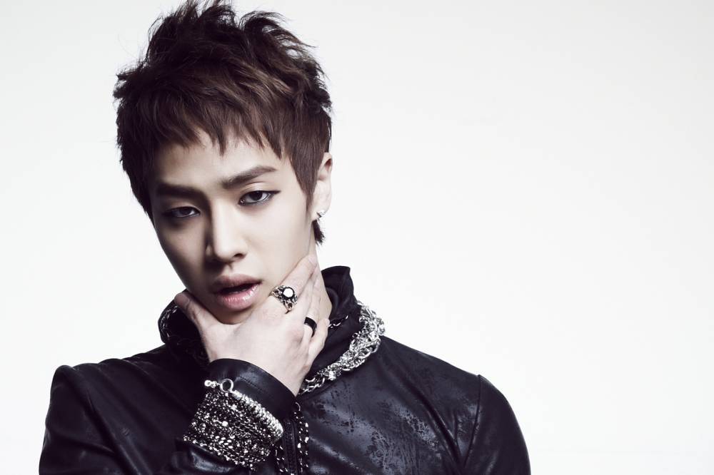 B2ST, Kikwang