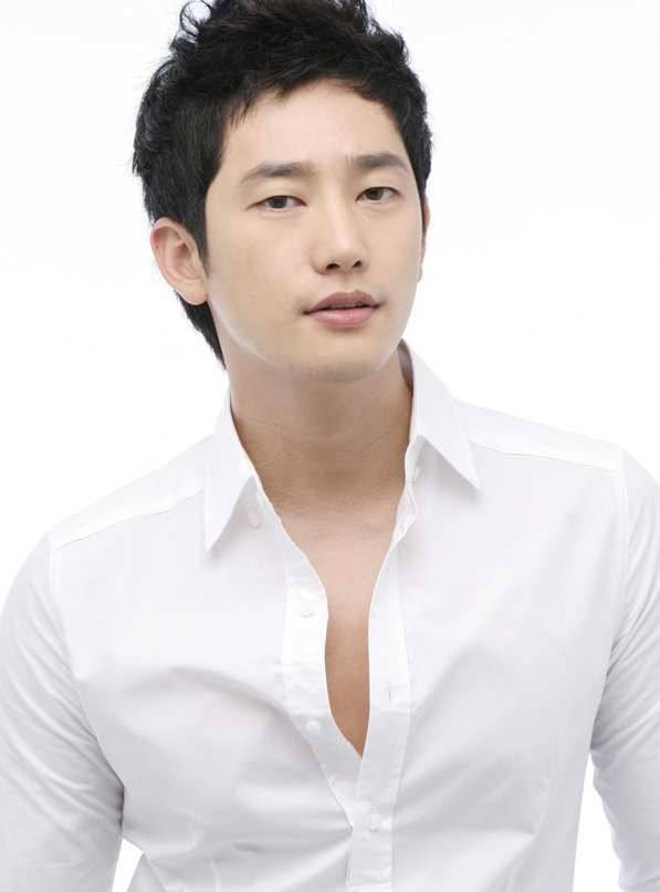 Park Si Hoo