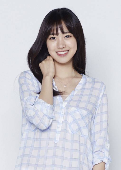 Jin Se Yeon