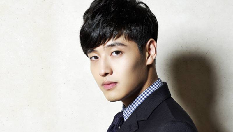 Kang Ha Neul