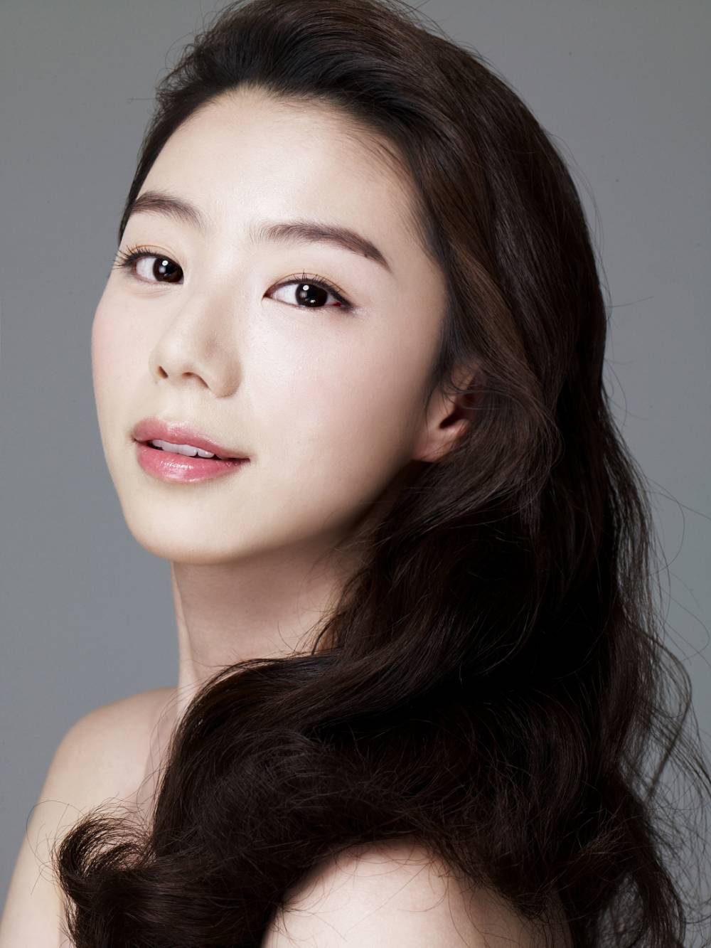 Park Soo Jin (singer)