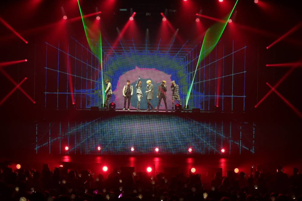 B2ST perform for 3,600 B2UTY during the finale of their 'BEAST