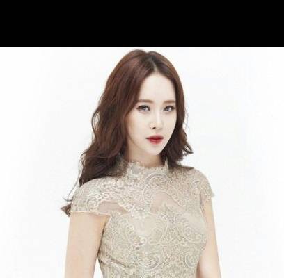 Baek Ji Young