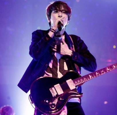 CNBLUE, Yonghwa