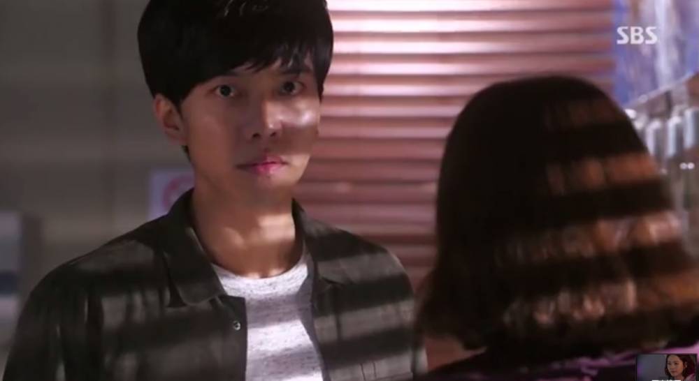 SPOILER] How does Lee Seung Gi shush Go Ara on 'You're Surrounded'? |  allkpop