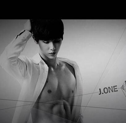 LU:KUS, J.One