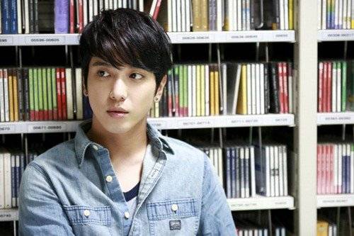 CNBLUE, Yonghwa