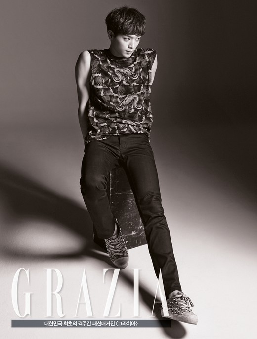 Seo Kang Jun shows some skin for 'Grazia' | allkpop