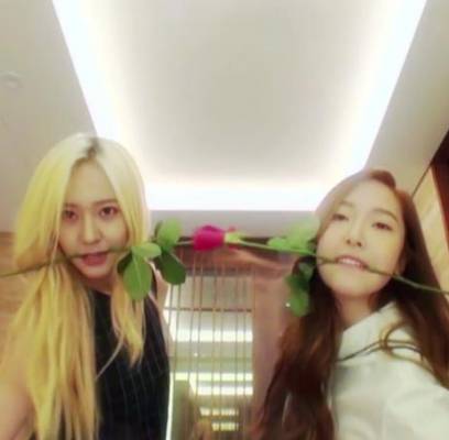 Krystal, Jessica