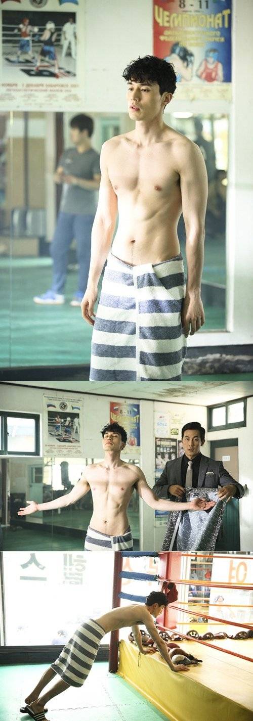 Lee Dong Wook goes shirtless in stills from 'Iron Man' .