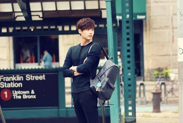 Lee Jong Suk