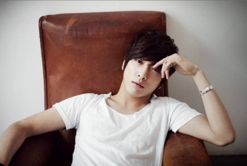 CNBLUE, Yonghwa