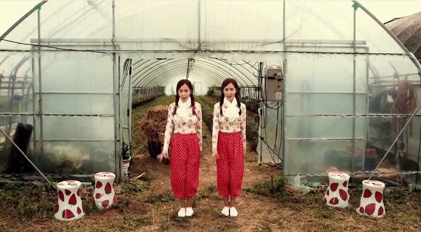 Crayon Pop, Way, ChoA, Strawberry Milk