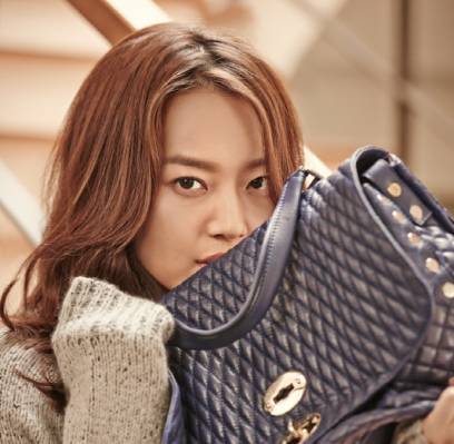 Shin Min Ah