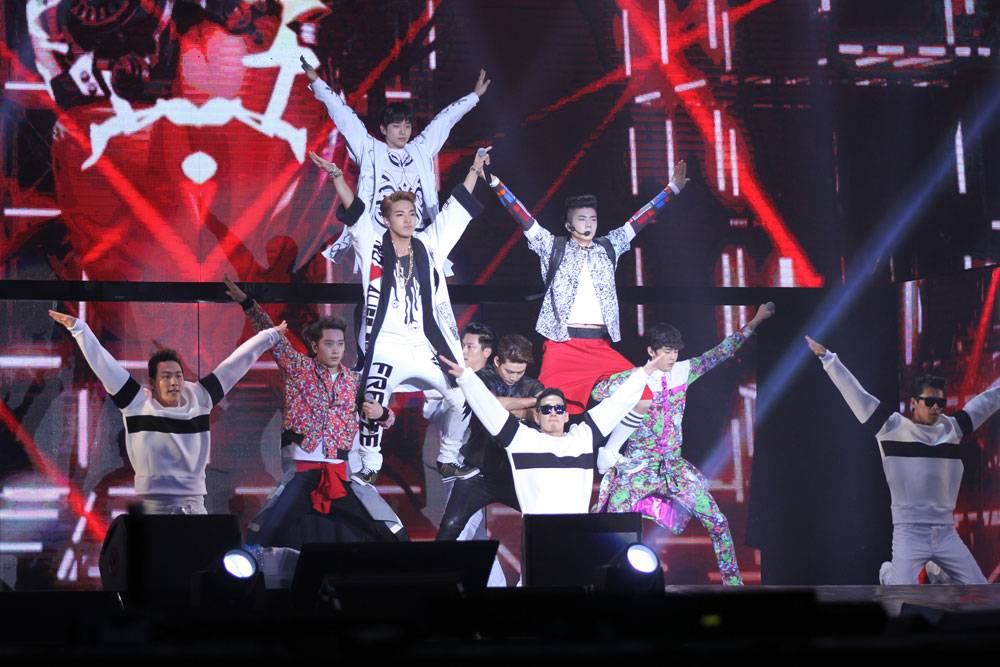 2PM, Jun.K, Nichkhun, Taecyeon, Junho, Chansung