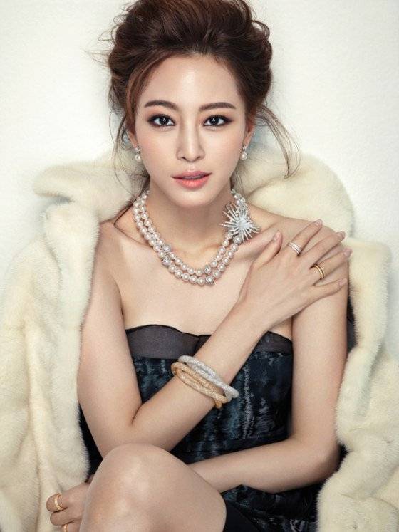 Han Ye Seul