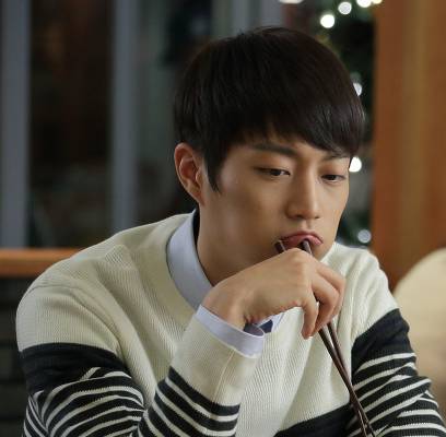 B2ST, Doojoon