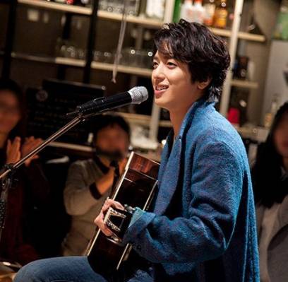 CNBLUE, Yonghwa