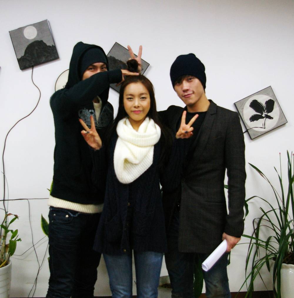 8eight, Lee Hyun, Baek Chan, Joo Hee