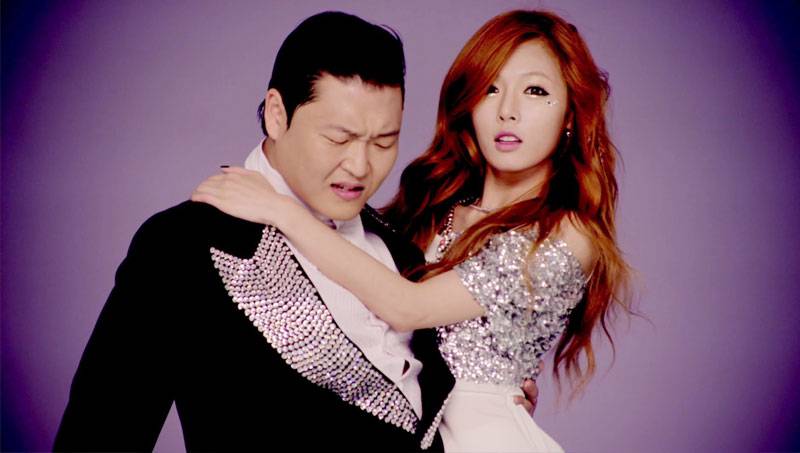 HyunA, Psy