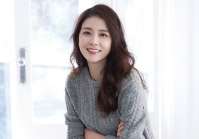 Lee Bo Young