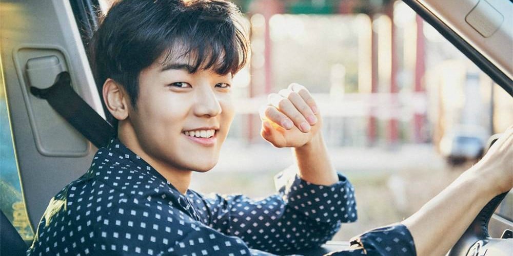 CNBLUE's Minhyuk attends Ryu Hyun Jin-Bae Ji Hyun's wedding