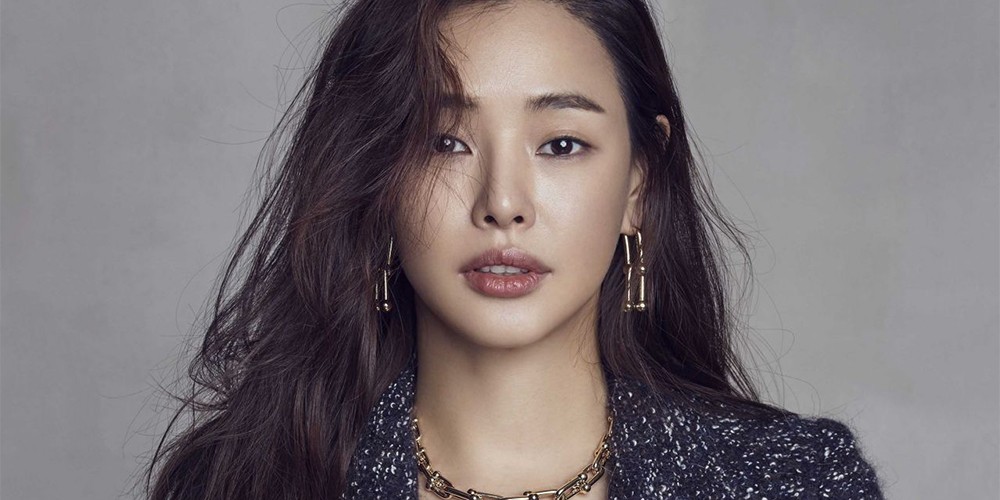 Honey Lee