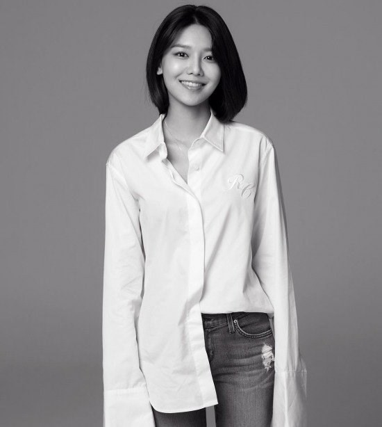 Girls' Generation's Sooyoung reveals actress profile photos for new ...