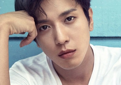 CNBLUE, Yonghwa