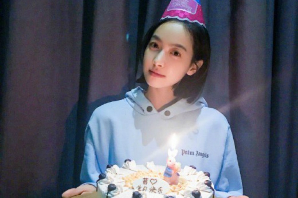 f(x), Victoria