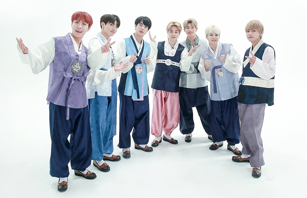 Apink, B1A4, B.A.P, Huh Gak, BTS, SONAMOO, Oh My Girl, ASTRO, Cosmic Girls, VICTON, Dreamcatcher, Weki Meki, ONF, IZ, Rainz, TRCNG