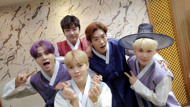 Big Bang VIXX Hyungsik Seventeen sam hammington lee hwi jae topp dogg berry good bigflo laboum monsta x romeo vromance loona momoland pristin bonusbaby elris ahn hyung seob lee eui woong fromis newkidd 1518755449 DWICZBVVAAAvWQc