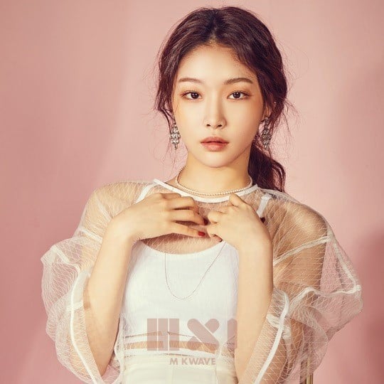 Kim Chung Ha flaunts her sexy charm in latest photoshoot with 'K Wave ...