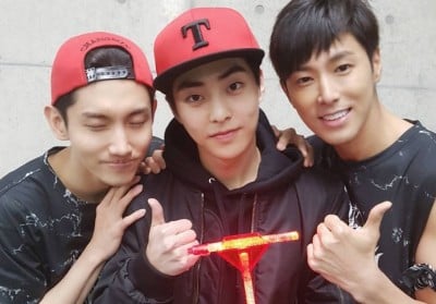 EXO, Xiumin, TVXQ