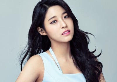 AOA, Seolhyun