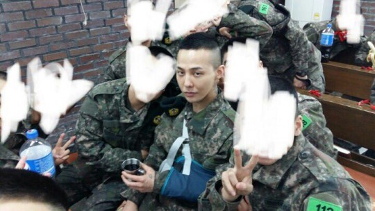 Поклонники обеспокоены состоянием здоровья лидера BIGBANG