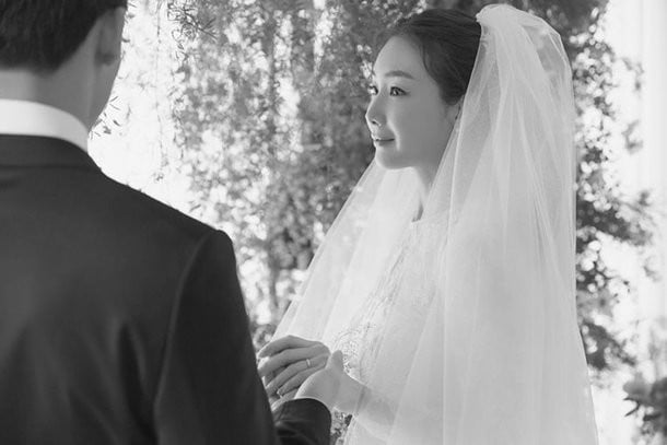 Чхве Джи У поделилась великолепными свадебными фотографиями
