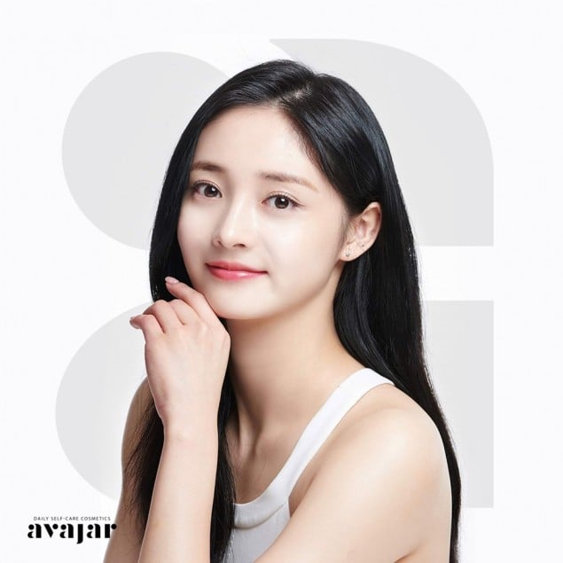 Кёлькён из группы PRISTIN стала моделью косметического бренда "Avajar"