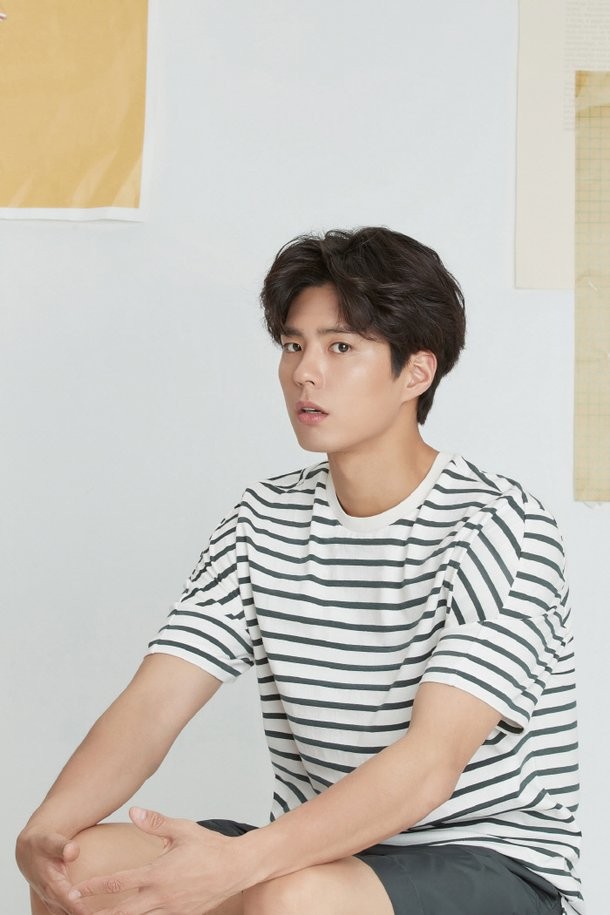 TNGT releases spring-summer fashion pictorial with Park Bo-gum