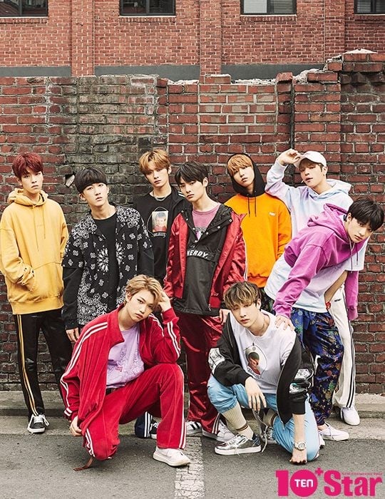 Stray Kids рассказывают о первом музыкальном шоу и дебютном альбоме на страницах "10+ star"