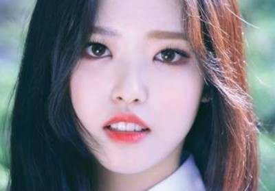 LOONA, Olivia Hye, yyxy (Youth Youth by Young)