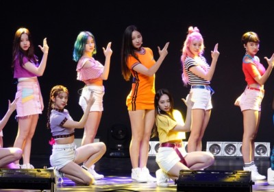 Momoland