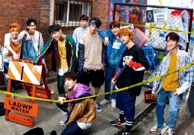 Stray Kids