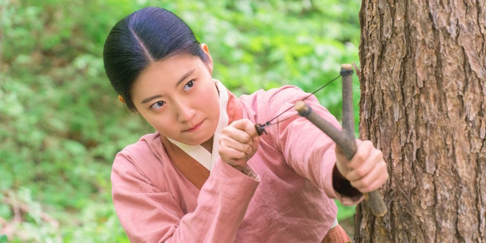 '100Day Husband' reveals lovely still cuts of Nam Ji Hyun as Joseon's