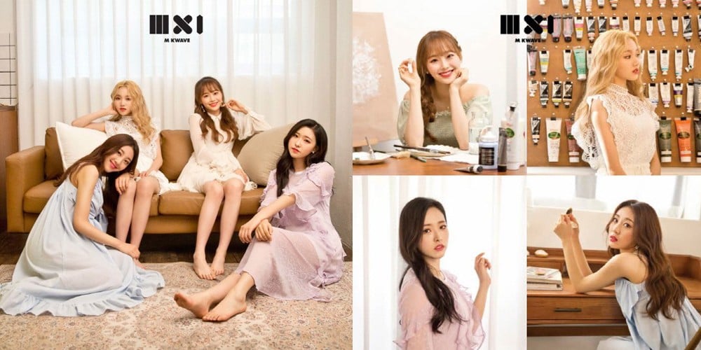 LOONA, yyxy (Youth Youth by Young)